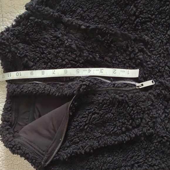 FP Movement XS Nantucket Fleece Black Sherpa Pullover - Picture 9 of 15